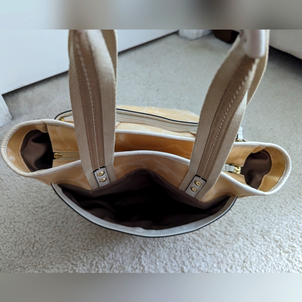 Coach Signature Shoulder Bag - Picture 14 of 16